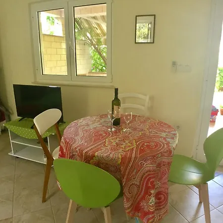 Green House Holiday home *
