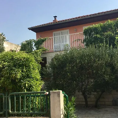 Green House Holiday home